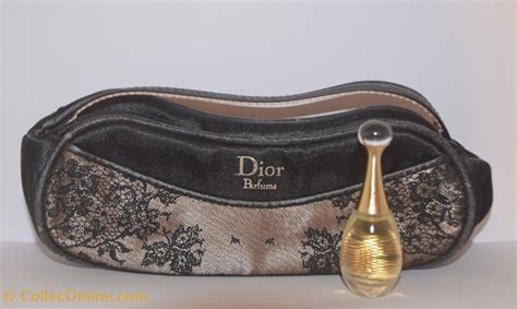 jador dior avec pochette rose|christian Dior perfume.